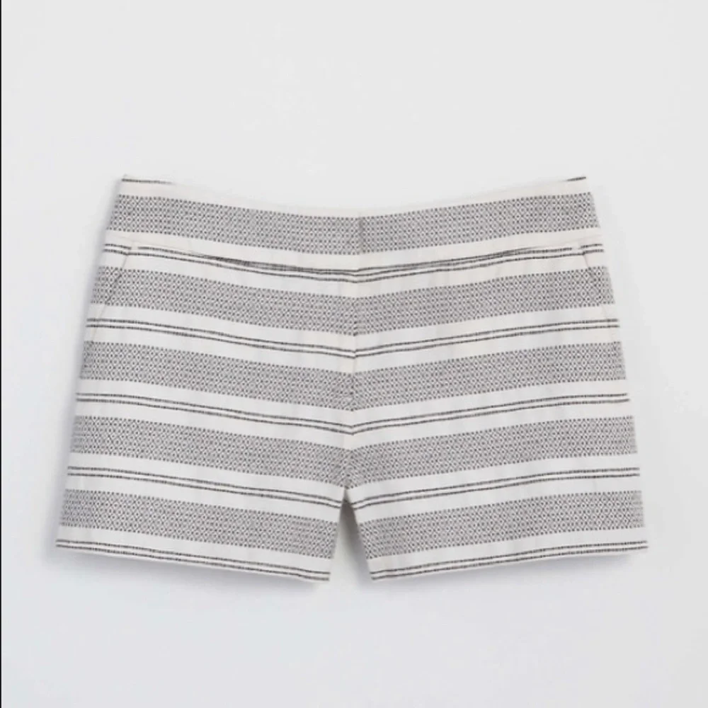 LOFT‎ Women's NWT Stripe Textured Riviera Shorts